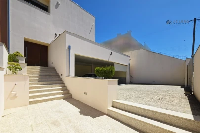 Moradia T3 para Venda em Custóias, Leça do Balio e Guifões