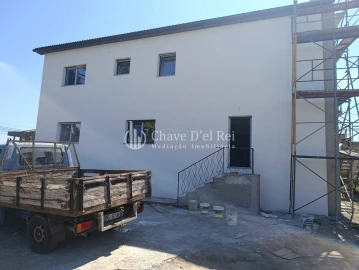 Moradia T3 para Venda em Fragosela