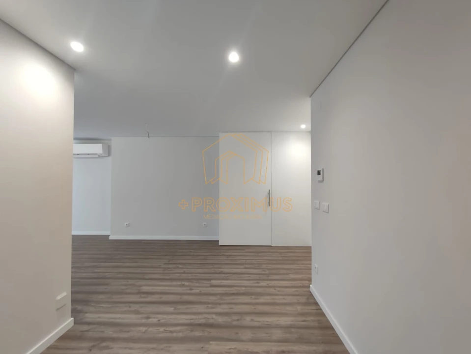 Apartamento T3 para Venda em Tavarede Foto 9