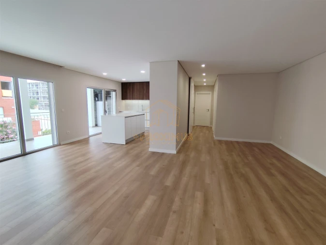Apartamento T3 para Venda em Tavarede Foto 2