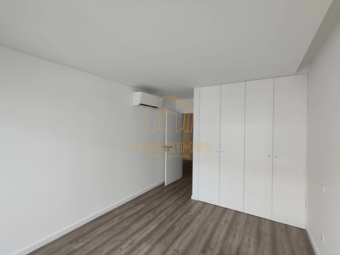 Apartamento T3 para Venda em Tavarede Foto 2