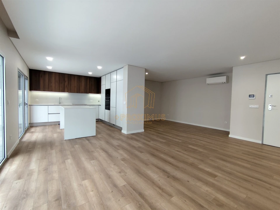 Apartamento T3 para Venda em Tavarede Foto 1