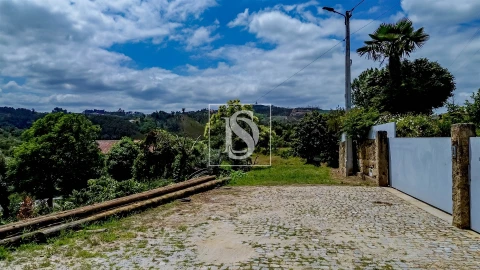 Terreno para Venda em Vila Garcia, Aboim e Chapa