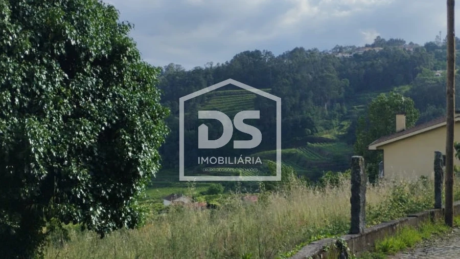 Moradia T2 para Venda em Freixo de Cima e de Baixo