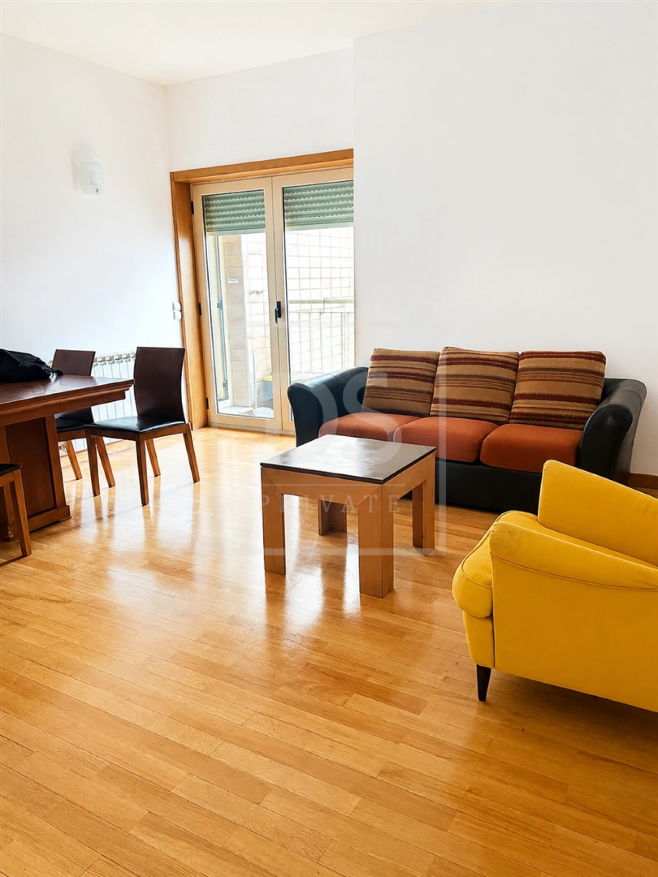 Apartamento T2 para Venda em Cedofeita, Santo Ildefonso, Sé, Miragaia, São Nicolau e Vitória Foto 1