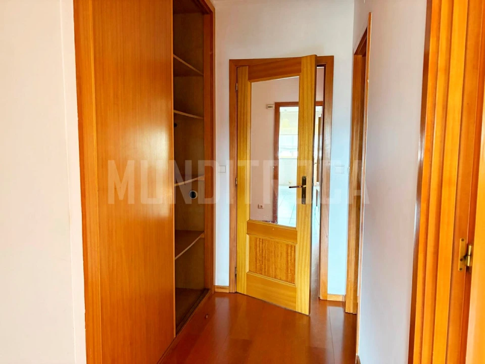 Apartamento T4 para Venda em São Vitor (Braga) Foto 12