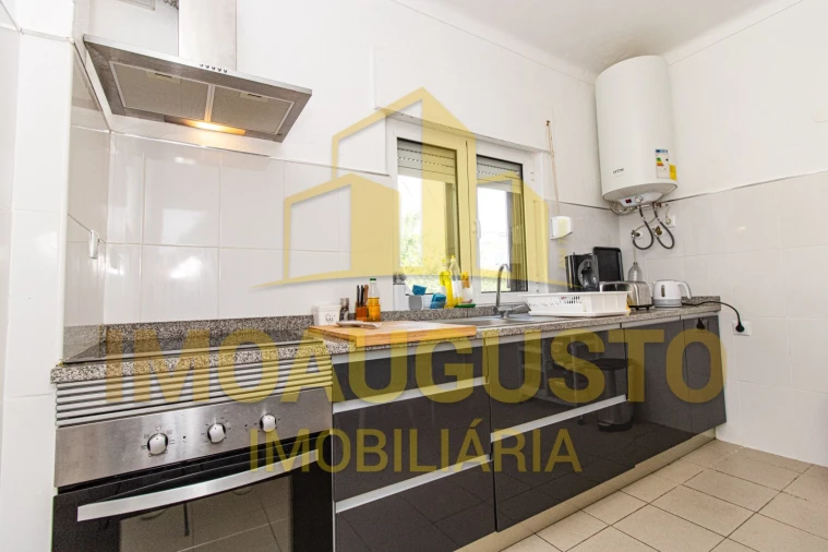 Apartamento T3 para Venda em Guarda Foto 2