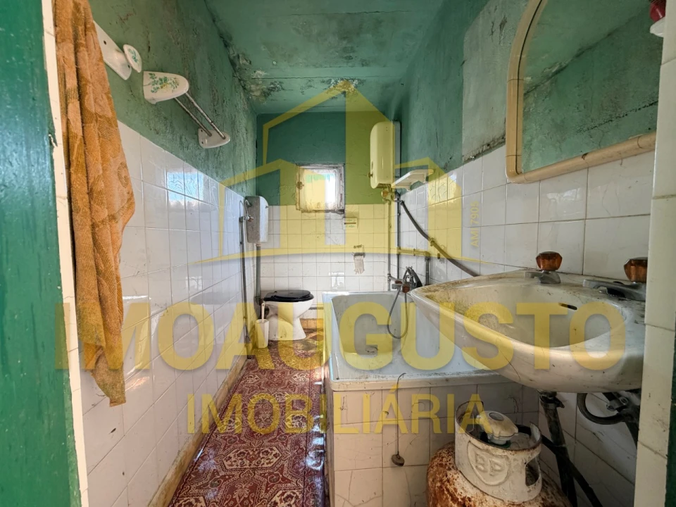 Moradia T2 para Venda em Pousafoles do Bispo, Pena Lobo e Lomba Foto 5