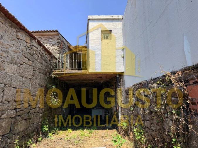 Moradia T2 para Venda em Pousafoles do Bispo, Pena Lobo e Lomba Foto 11