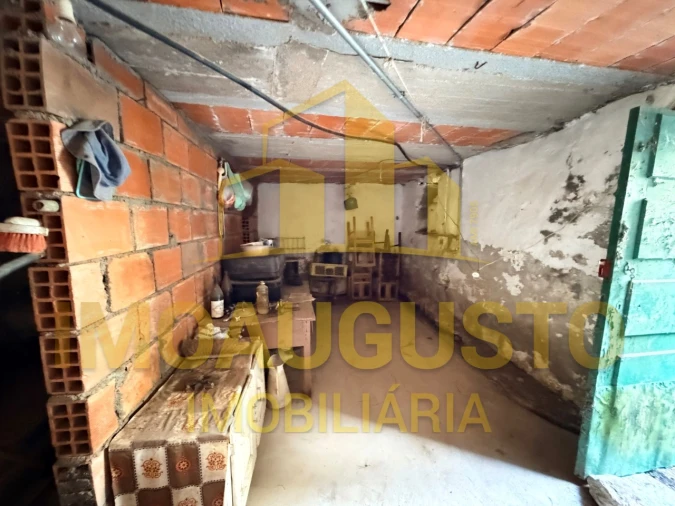 Moradia T2 para Venda em Pousafoles do Bispo, Pena Lobo e Lomba Foto 15