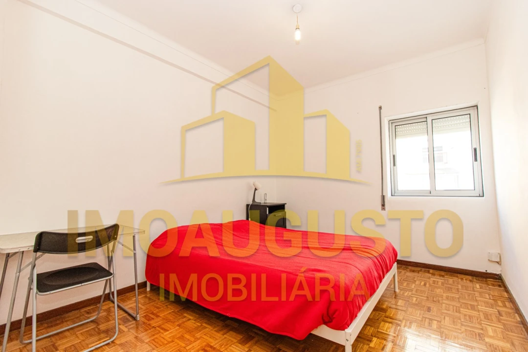Apartamento T3 para Venda em Guarda Foto 4