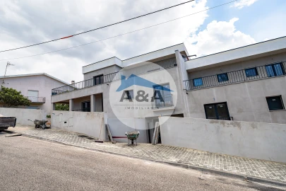 Moradia T5 para Venda em Buarcos