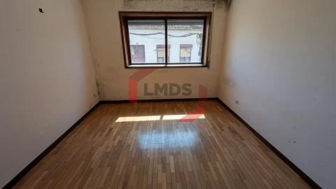Apartamento T2 para Venda em Aldoar, Foz do Douro e Nevogilde