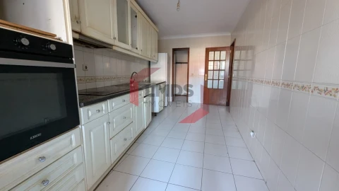 Apartamento T2 para Venda em Aldoar, Foz do Douro e Nevogilde