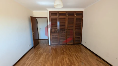 Apartamento T2 para Venda em Aldoar, Foz do Douro e Nevogilde