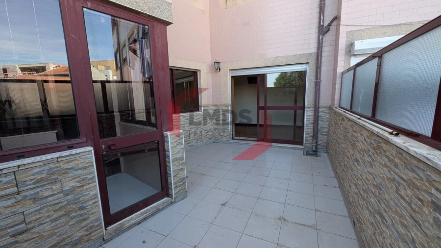 Apartamento T2 para Venda em Aldoar, Foz do Douro e Nevogilde Foto 13