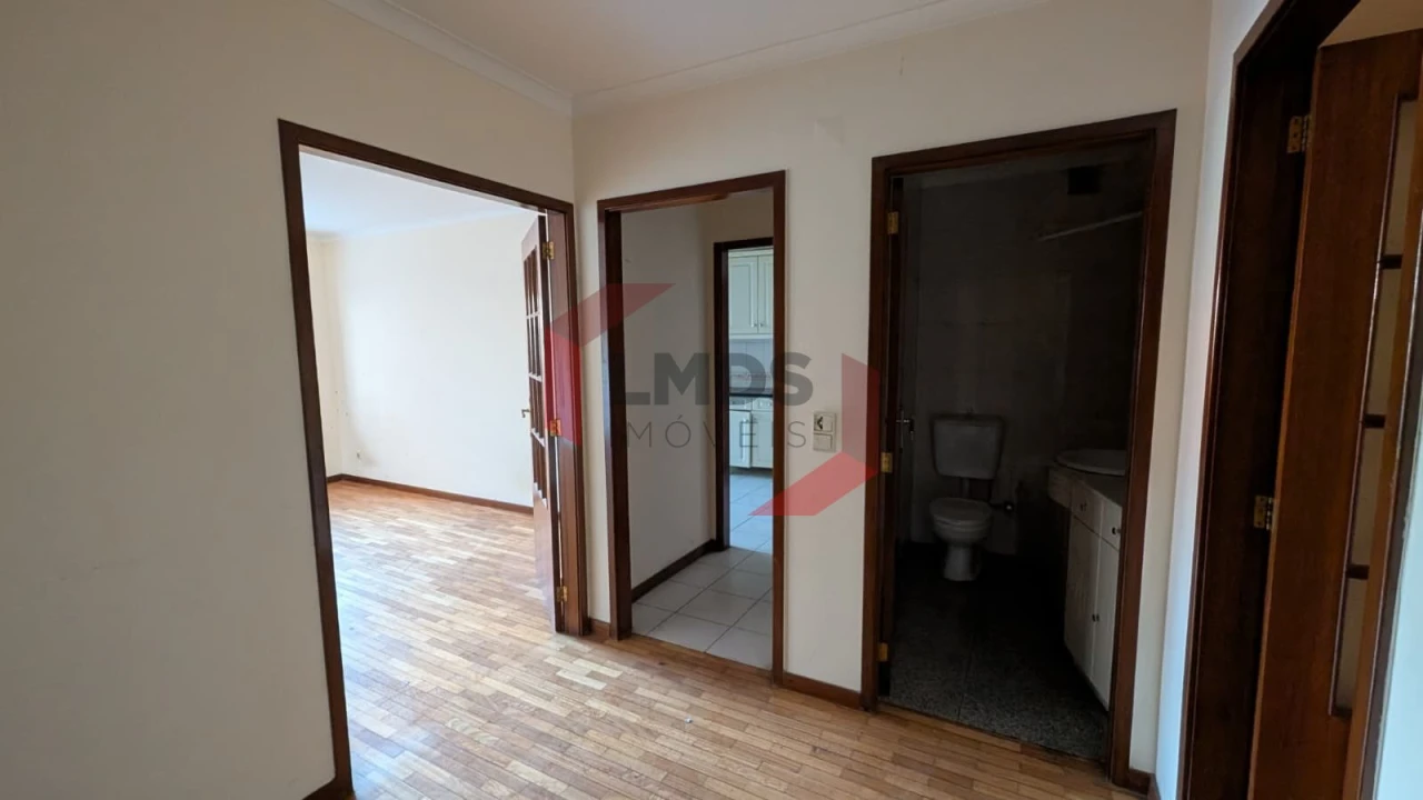 Apartamento T2 para Venda em Aldoar, Foz do Douro e Nevogilde Foto 18