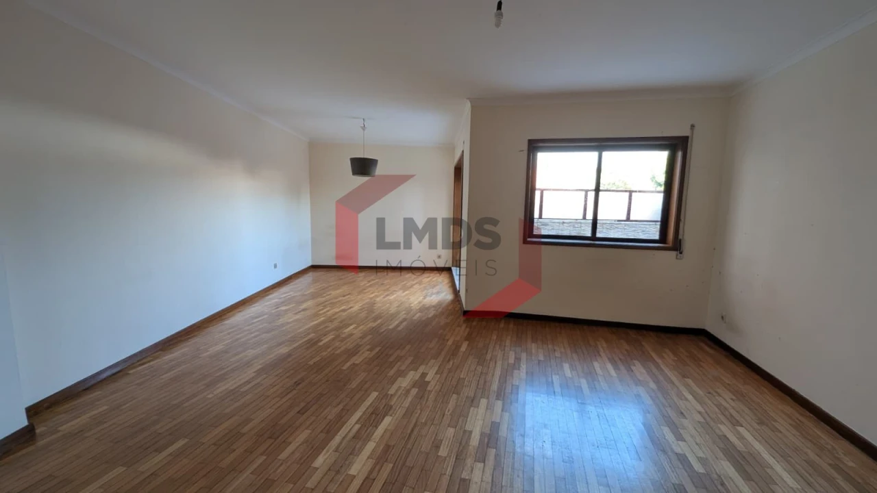 Apartamento T2 para Venda em Aldoar, Foz do Douro e Nevogilde Foto 17