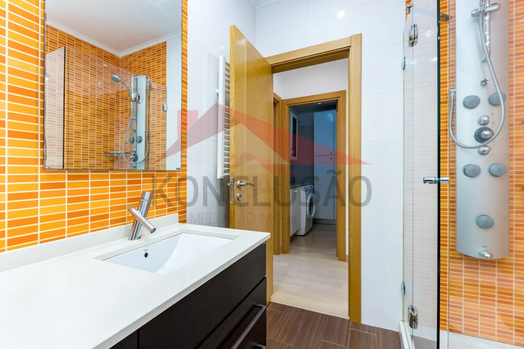 Apartamento T3 para Venda em Vila Franca de Xira Foto 13