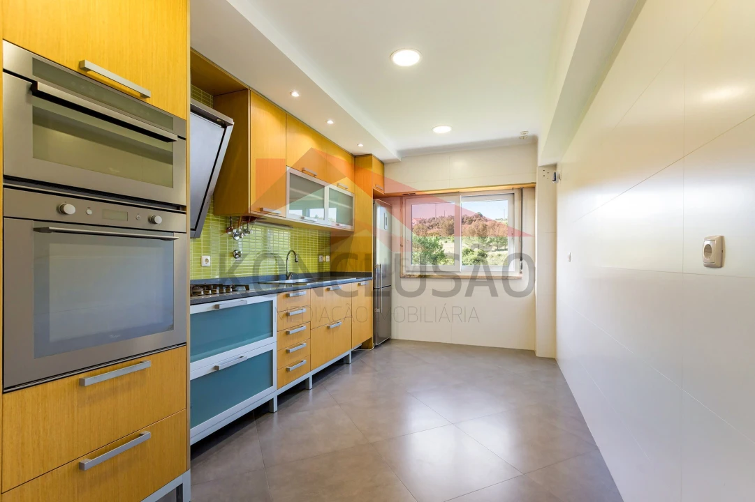 Apartamento T3 para Venda em Vila Franca de Xira Foto 4