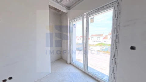 Moradia T4 para Venda em Atouguia da Baleia