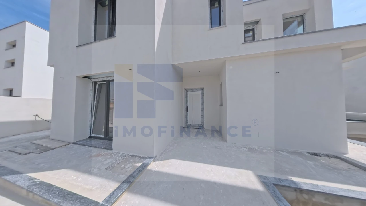 Moradia T4 para Venda em Atouguia da Baleia Foto 2