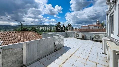 Apartamento T5 para Venda em Penafiel