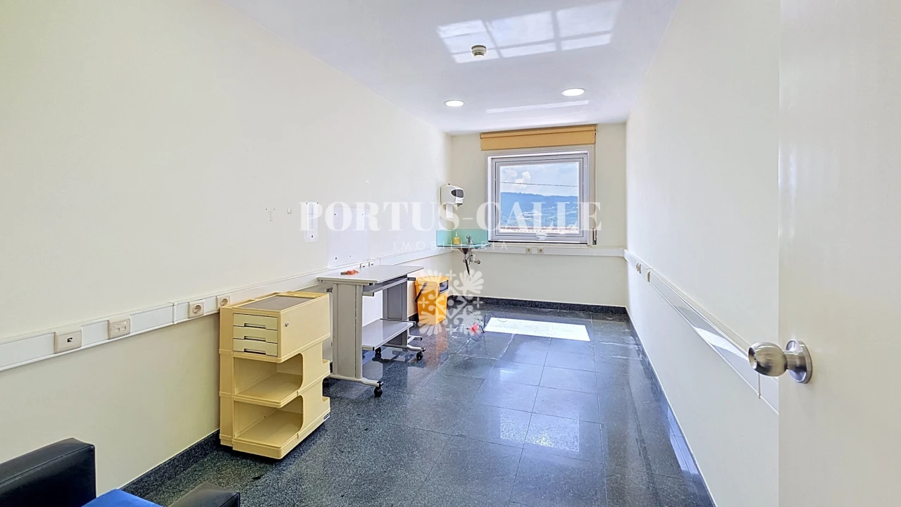 Apartamento T5 para Venda em Penafiel Foto 6