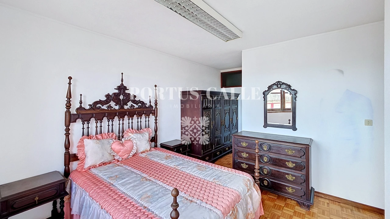 Apartamento T2 para Venda em Penafiel Foto 7