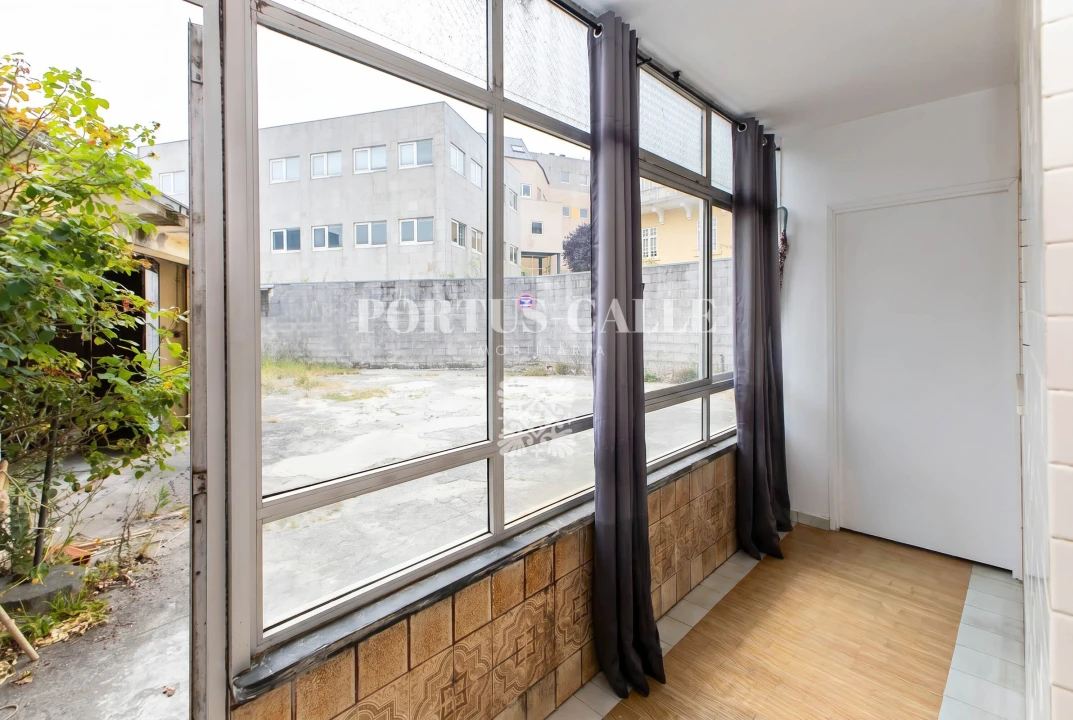 Apartamento T4 para Venda em Paranhos Foto 10