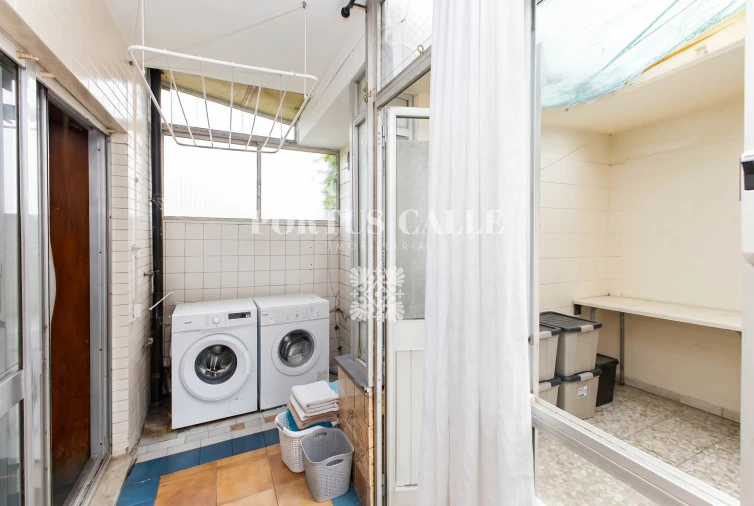 Apartamento T4 para Venda em Paranhos Foto 9