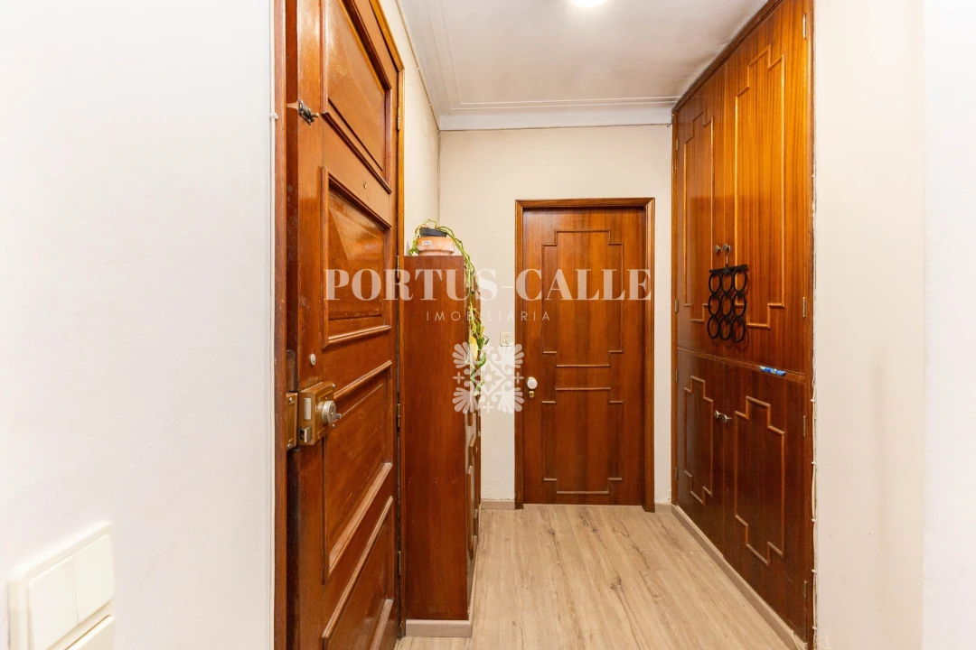 Apartamento T4 para Venda em Paranhos Foto 5