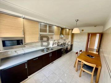Apartamento T4 para Venda em Caparica e Trafaria
