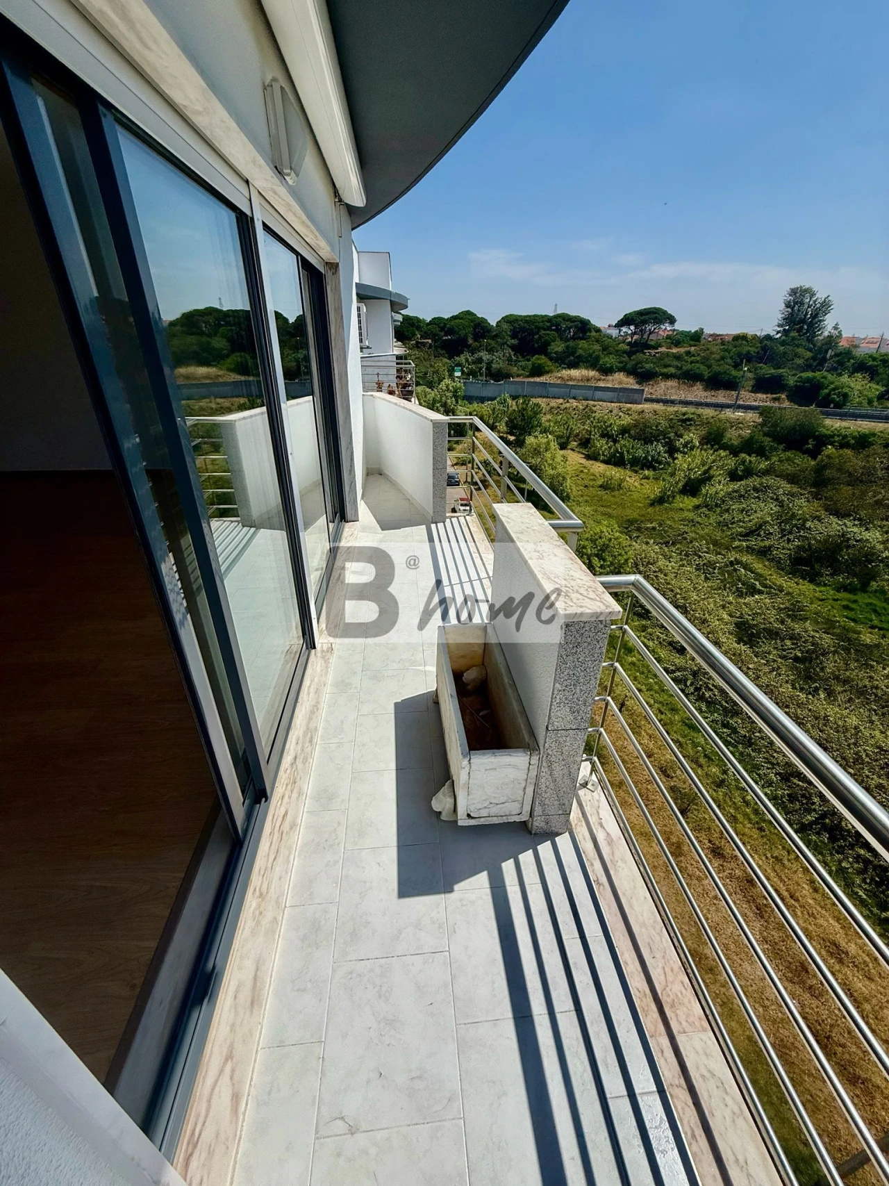 Apartamento T4 para Venda em Caparica e Trafaria Foto 13
