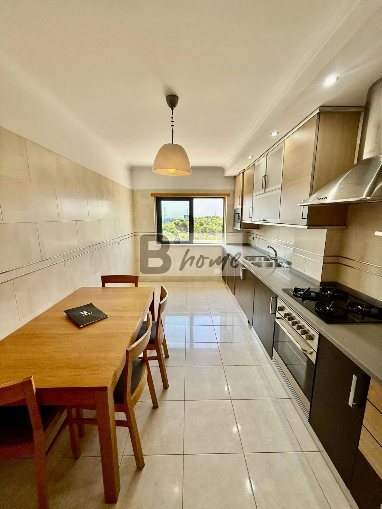 Apartamento T4 para Venda em Caparica e Trafaria Foto 9