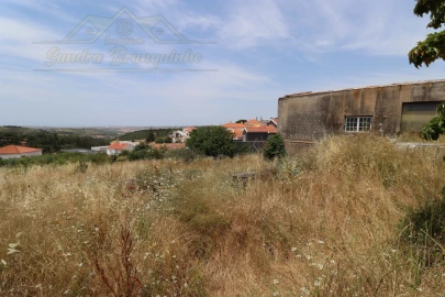 Moradia T3 para Venda em Santa Maria, São Pedro e Matacães