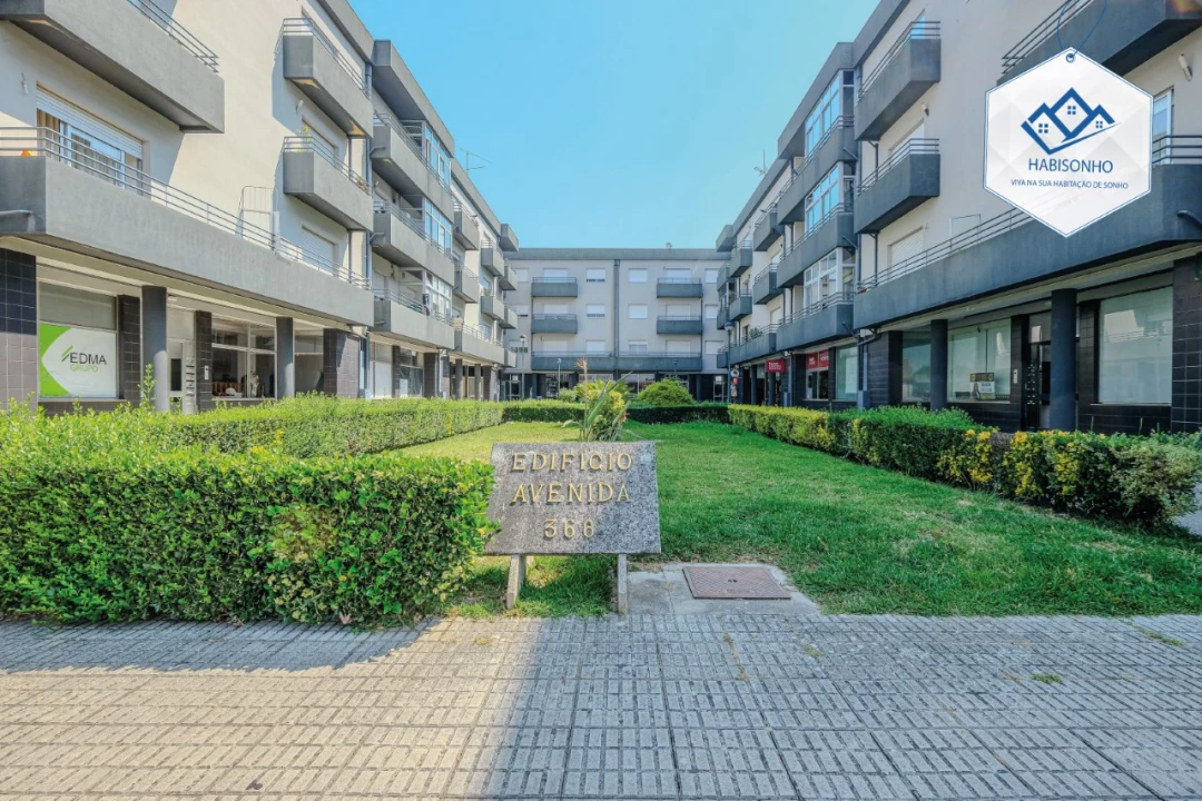 Apartamento T2 para Venda em Delães Foto 1