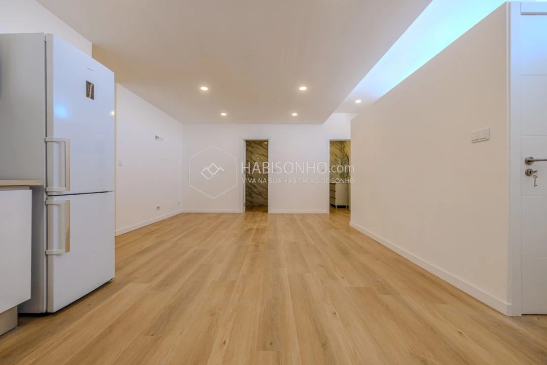 Apartamento T2 para Venda em Delães Foto 19