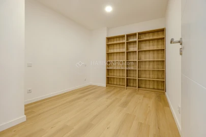 Apartamento T2 para Venda em Delães