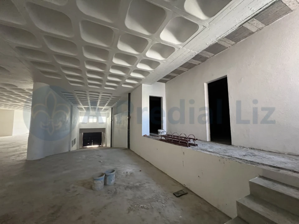 Armazém para Venda em Sacavém e Prior Velho Foto 10