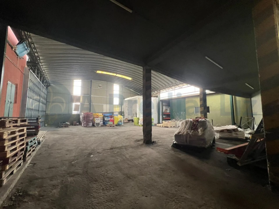 Armazém para Venda em Santa Iria de Azoia, São João da Talha e Bobadela Foto 11