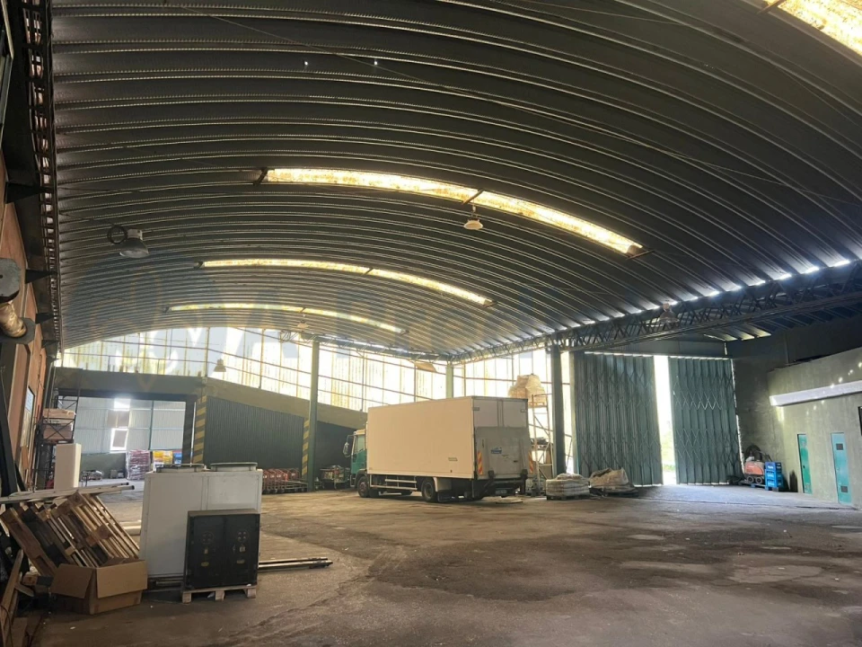 Armazém para Venda em Santa Iria de Azoia, São João da Talha e Bobadela Foto 13