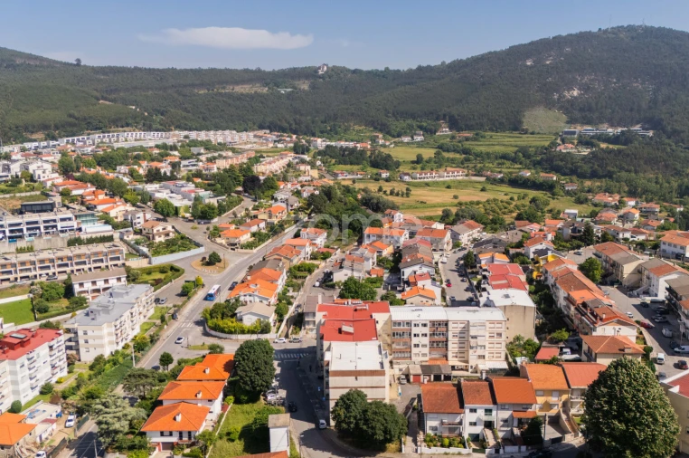 Apartamento T3 para Venda em Nogueira, Fraião e Lamaçães Foto 25