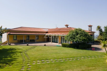 Quinta T6 para Venda em Escudeiros e Penso (Santo Estêvão e São Vicente)