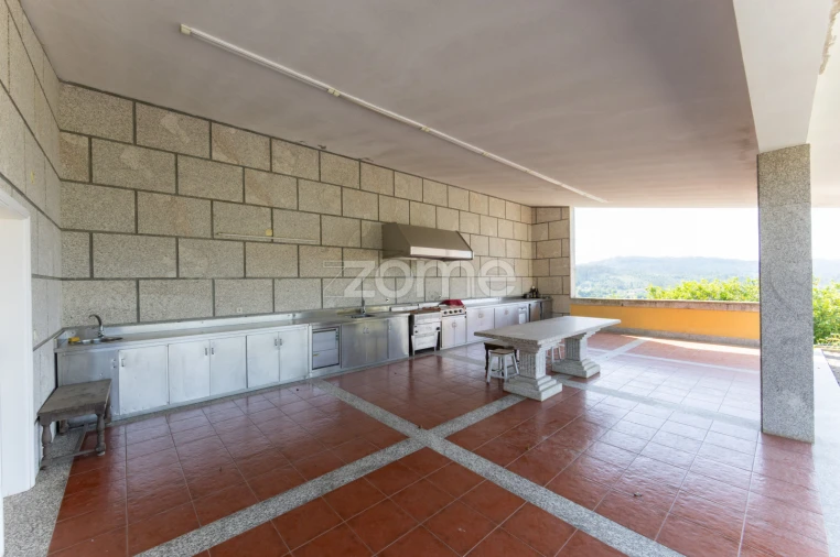 Quinta T6 para Venda em Escudeiros e Penso (Santo Estêvão e São Vicente) Foto 43