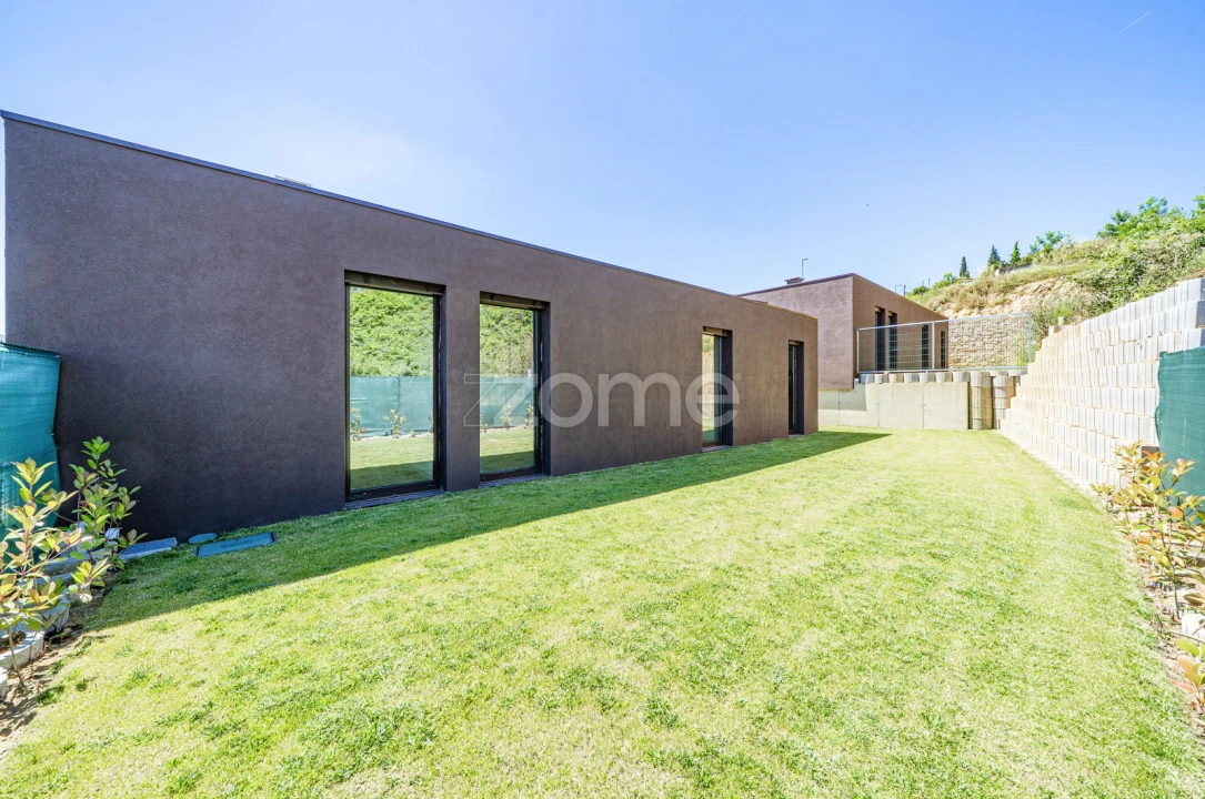 Moradia T4 para Venda em Ferreiros e Gondizalves Foto 25