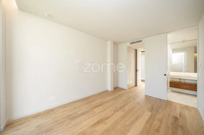 Moradia T4 para Venda em Ferreiros e Gondizalves