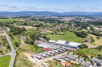 Moradia T4 para Venda em Ferreiros e Gondizalves