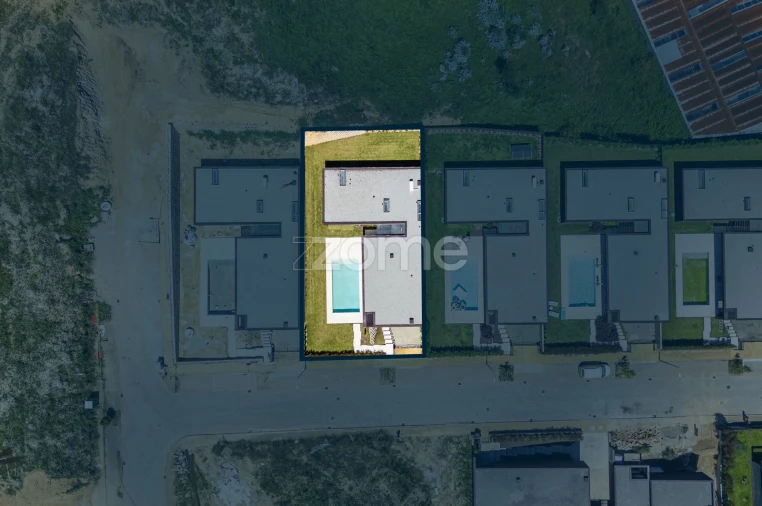 Moradia T4 para Venda em Ferreiros e Gondizalves Planta 1