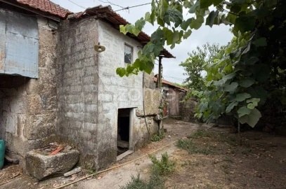 Moradia T2 para Venda em Valpedre